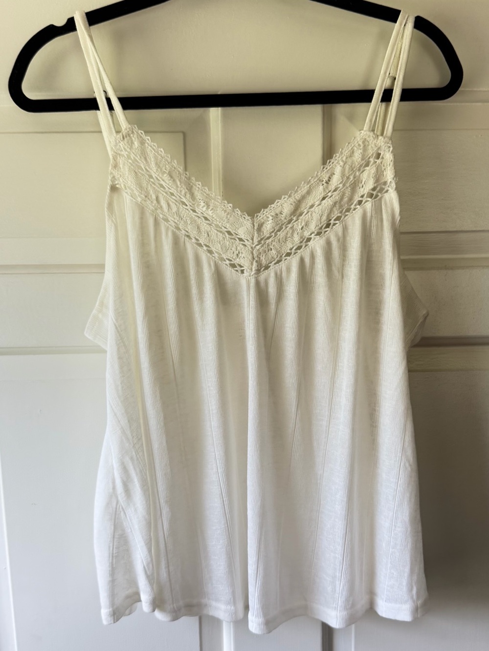 O’Neill White Lace Trim Cami Tank XL Boho Flowy Top